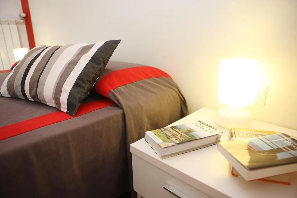 B&B Youbed Superior Roma 3*,  Italia